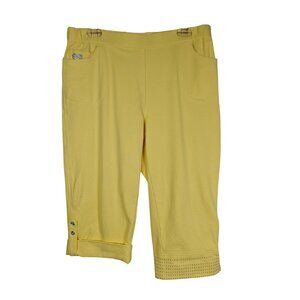 DreamJeannes Quacker Factory  Womens M Yellow Pull On Crop Capri Pants